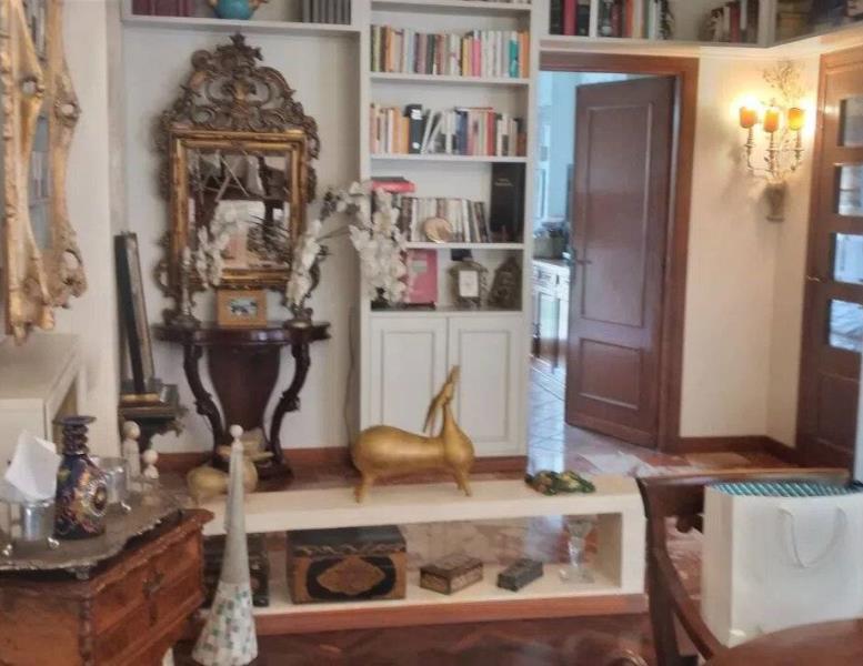 appartamento in vendita a Roma in zona Tomba di Nerone
