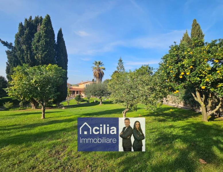 casa indipendente in vendita a Roma in zona Acilia