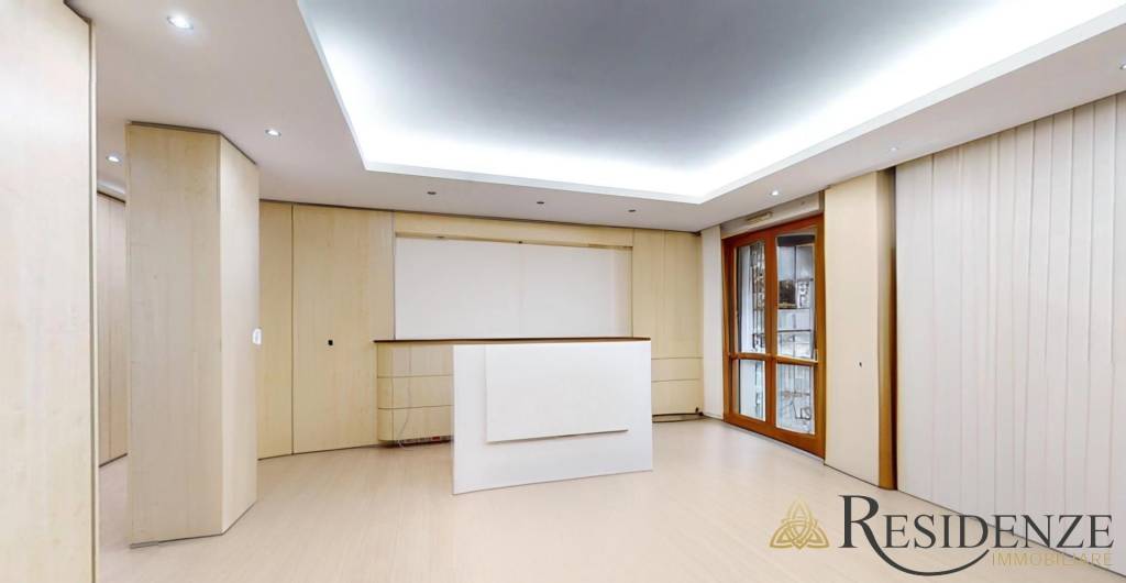 ufficio in vendita a Roma in zona Torrino