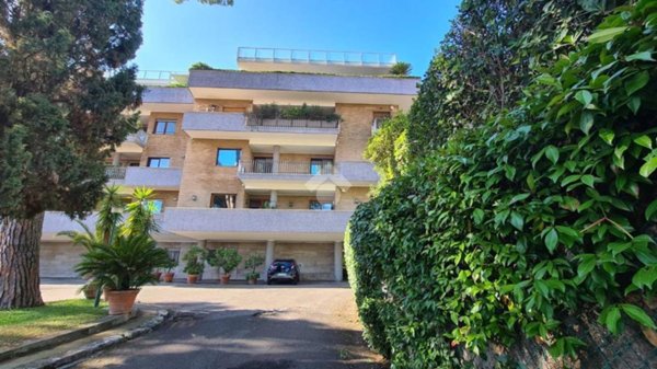 appartamento in vendita a Roma in zona Della Vittoria