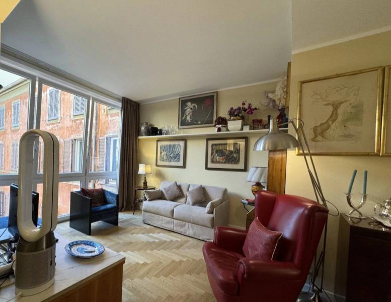 appartamento in vendita a Roma in zona Campo Marzio