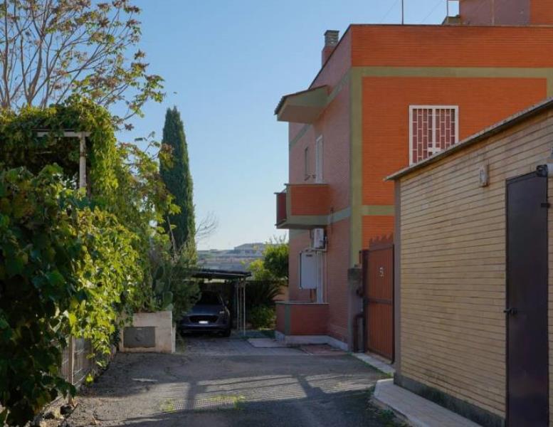 casa indipendente in vendita a Roma in zona Aurelio