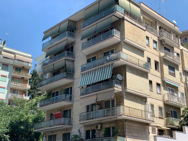 appartamento in vendita a Roma in zona Gianicolense