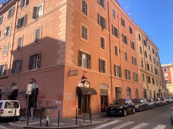 negozio in vendita a Roma in zona Tiburtino