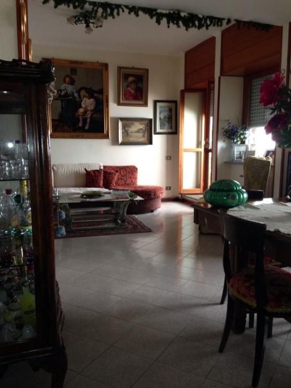 appartamento in vendita a Roma in zona Ardeatino