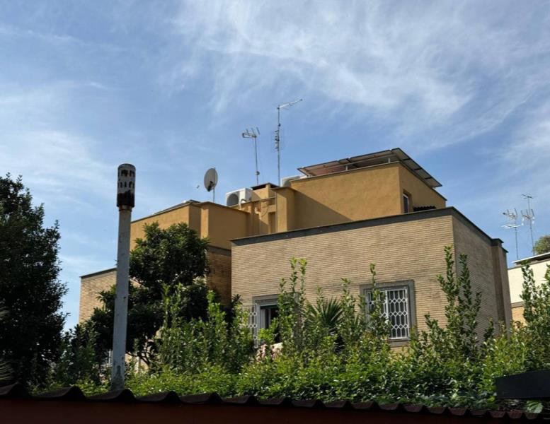 casa indipendente in vendita a Roma in zona Mostacciano