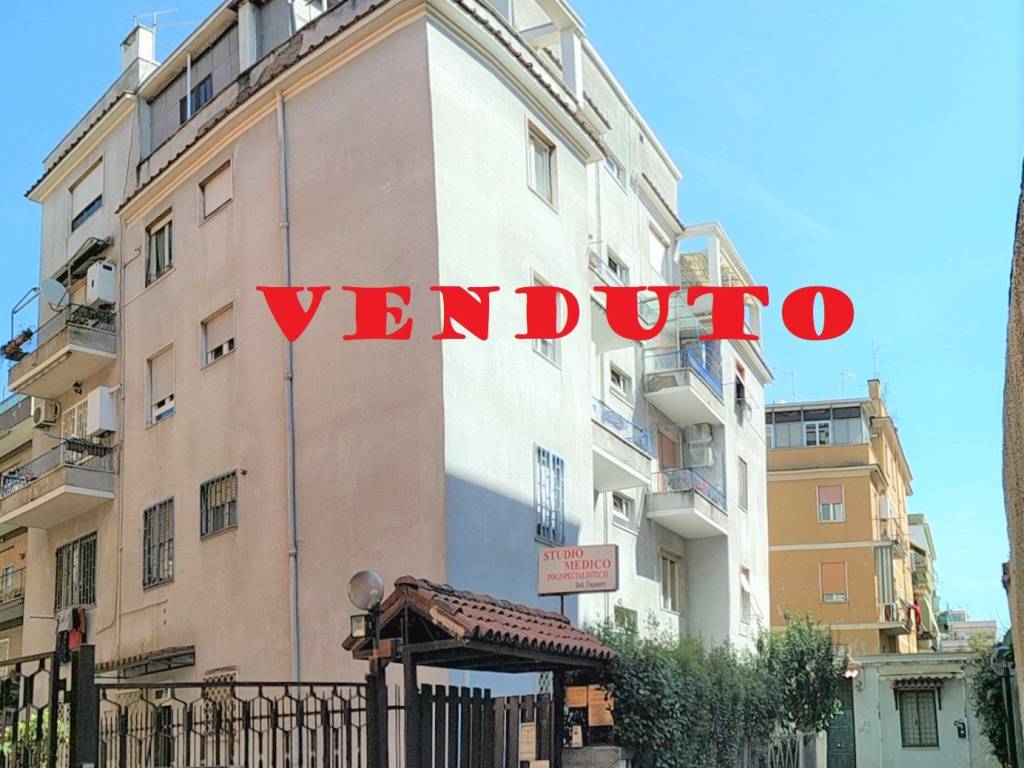 appartamento in vendita a Roma in zona Prenestino-Centocelle