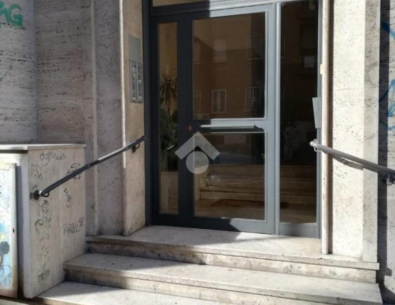 appartamento in vendita a Roma in zona Ostiense