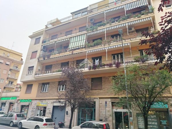 appartamento in vendita a Roma in zona Gianicolense
