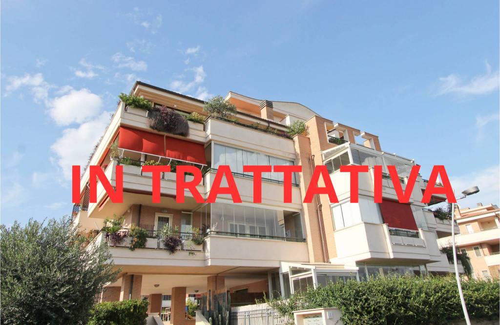appartamento in vendita a Roma in zona Mezzocammino