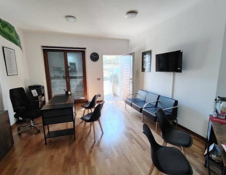 ufficio in vendita a Roma in zona Tre Pini - Poggio dei Fiori