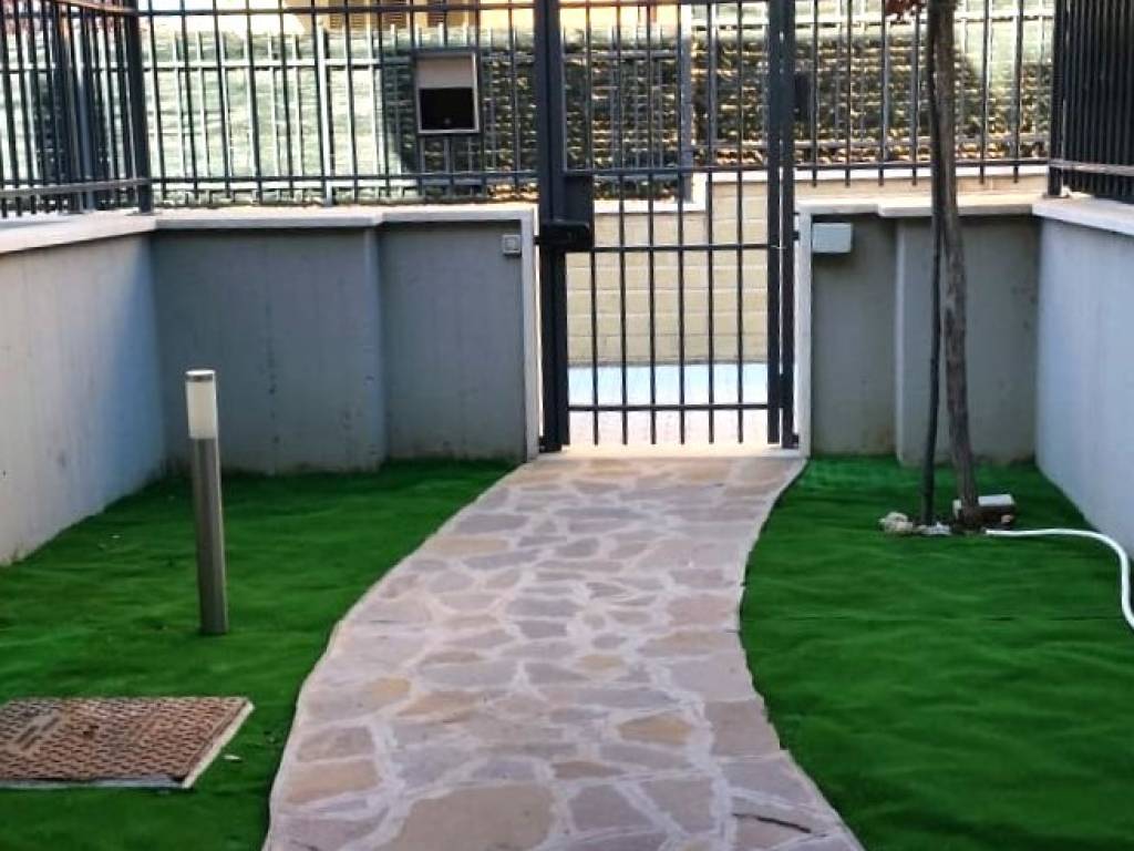 appartamento in vendita a Roma in zona Mezzocammino