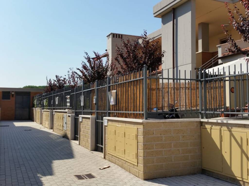 appartamento in vendita a Roma in zona Mezzocammino