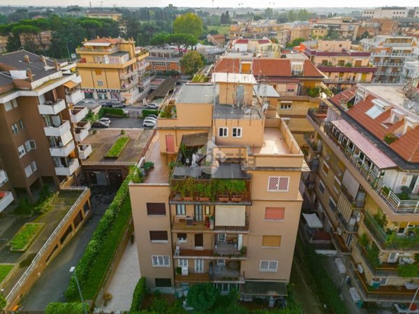 appartamento in vendita a Roma