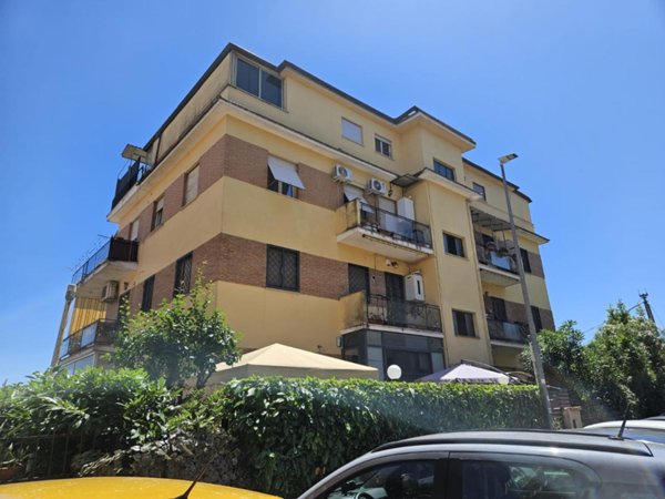 casa indipendente in vendita a Roma in zona Labaro