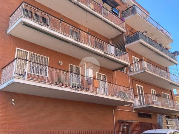 appartamento in vendita a Roma in zona Ponte di Nona