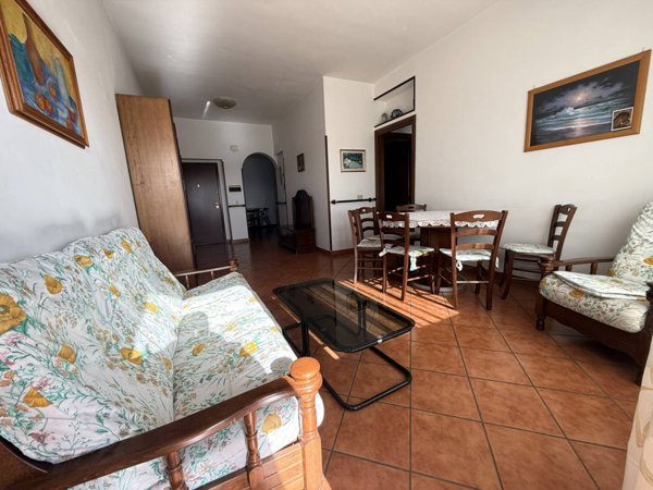 appartamento in vendita a Roma in zona Acilia