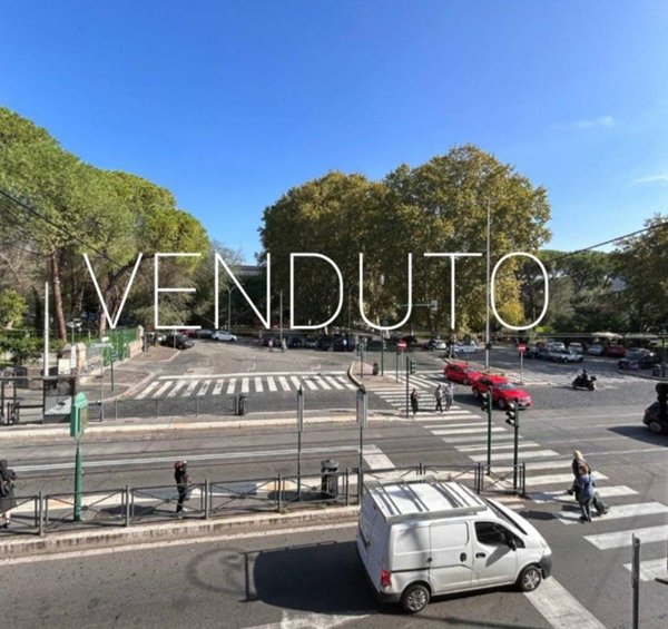 appartamento in vendita a Roma in zona San Saba - Ripa