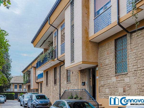 appartamento in vendita a Roma in zona Tre Pini - Poggio dei Fiori