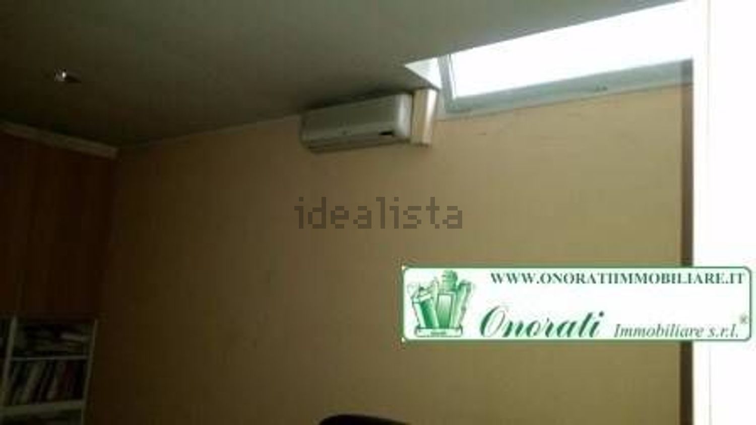 locale di sgombero in vendita a Roma in zona Finocchio