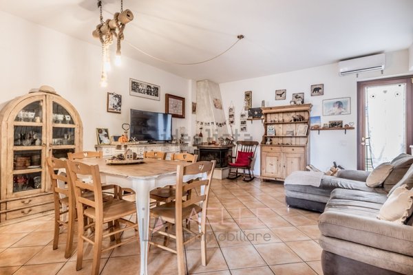 casa indipendente in vendita a Roma in zona Dragona/Bagnoletto