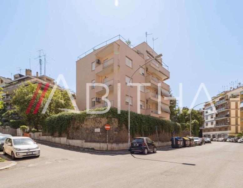 appartamento in vendita a Roma in zona Monte Sacro/Talenti