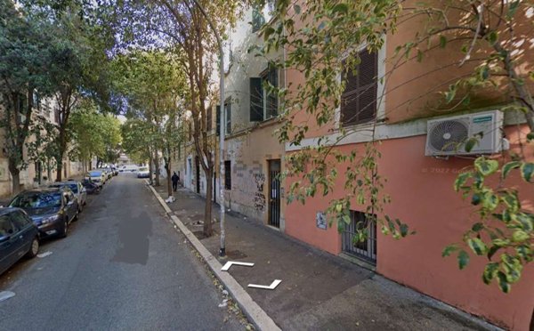 locale di sgombero in vendita a Roma