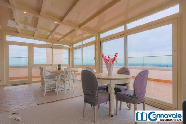 appartamento in vendita a Roma in zona Acilia