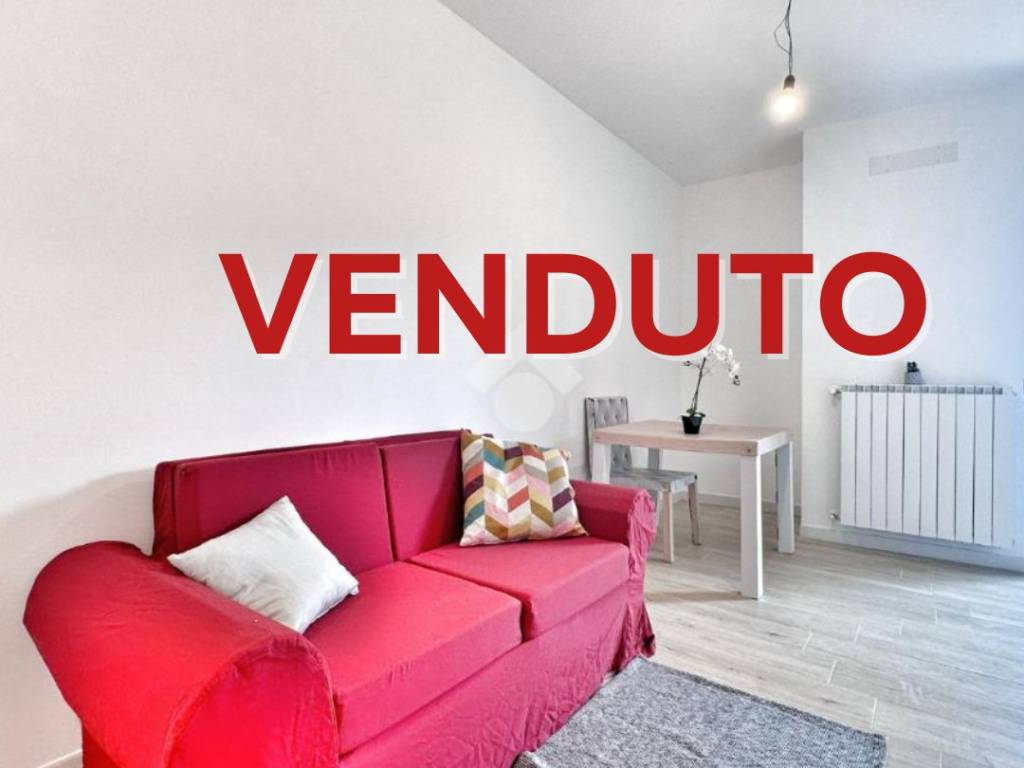 appartamento in vendita a Roma in zona Torrione Cerquetta