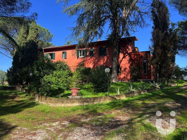 casa indipendente in vendita a Roma