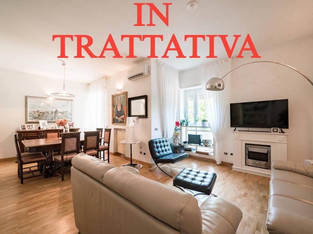 appartamento in vendita a Roma in zona Tor di Quinto
