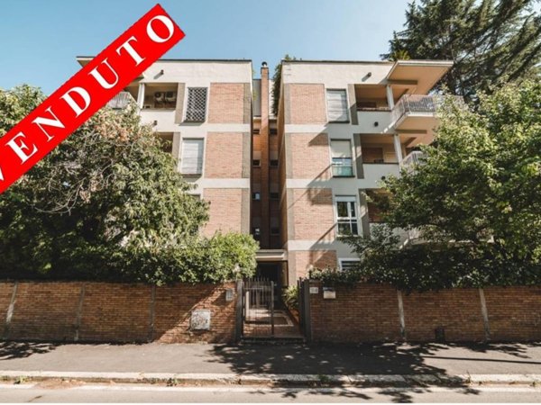 appartamento in vendita a Roma in zona Tor di Quinto
