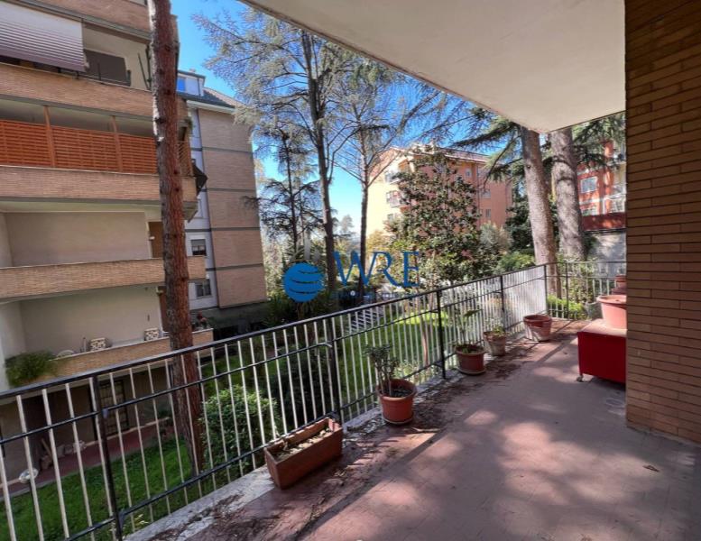 appartamento in vendita a Roma in zona Vigna Murata