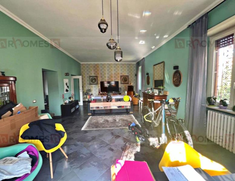 appartamento in vendita a Roma in zona Appio Claudio