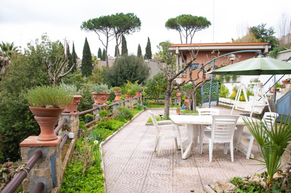 casa indipendente in vendita a Roma