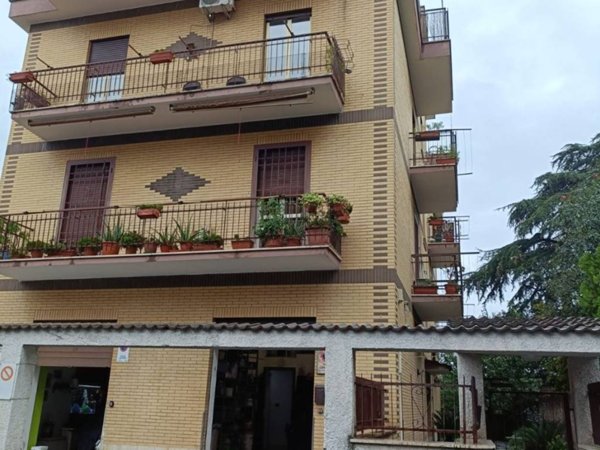 appartamento in vendita a Roma in zona Casal Boccone