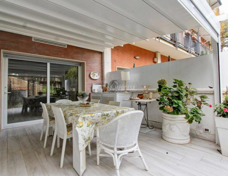 appartamento in vendita a Roma in zona Della Vittoria