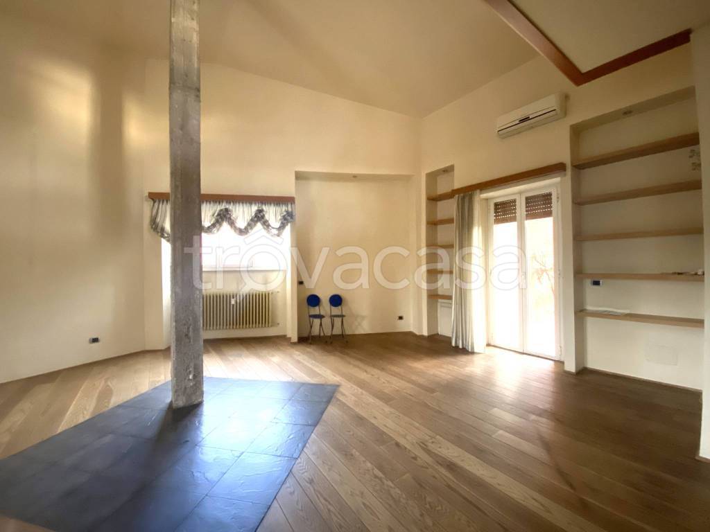 appartamento in vendita a Roma in zona Vigna Murata