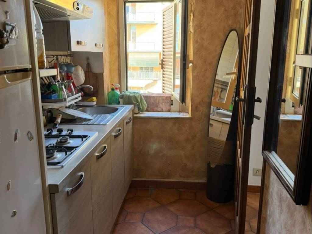 appartamento in vendita a Roma in zona Prenestino-Centocelle
