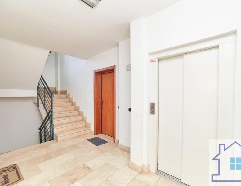 appartamento in vendita a Roma in zona Torre Gaia