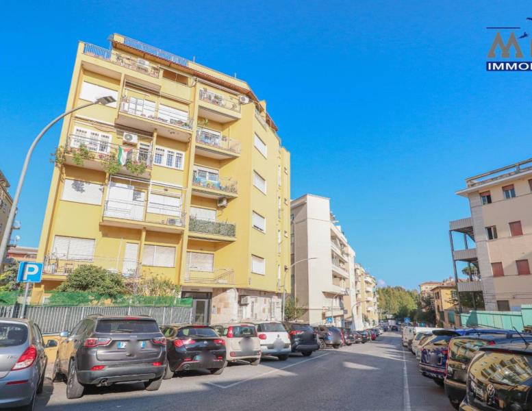 appartamento in vendita a Roma in zona Monte Sacro/Talenti