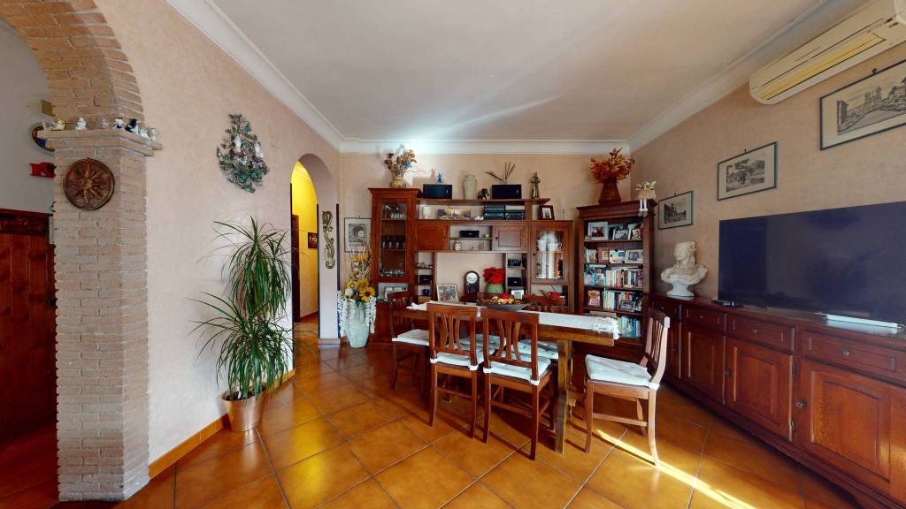 appartamento in vendita a Roma in zona Acilia