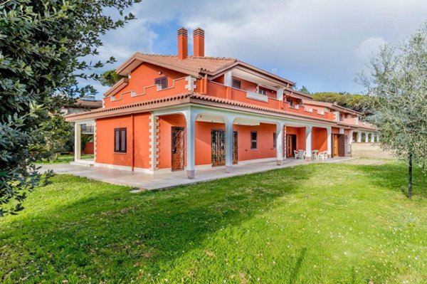 casa indipendente in vendita a Roma in zona Ludovisi/Sallustiano