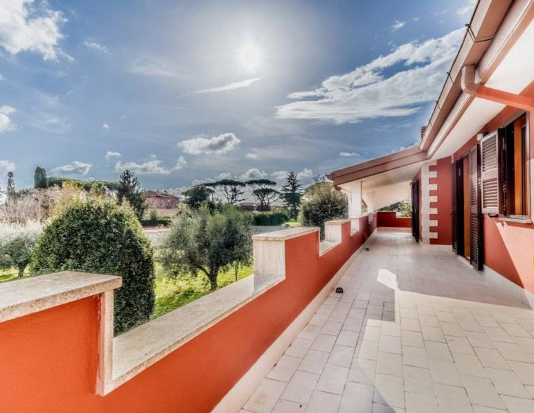 casa indipendente in vendita a Roma in zona Ludovisi/Sallustiano
