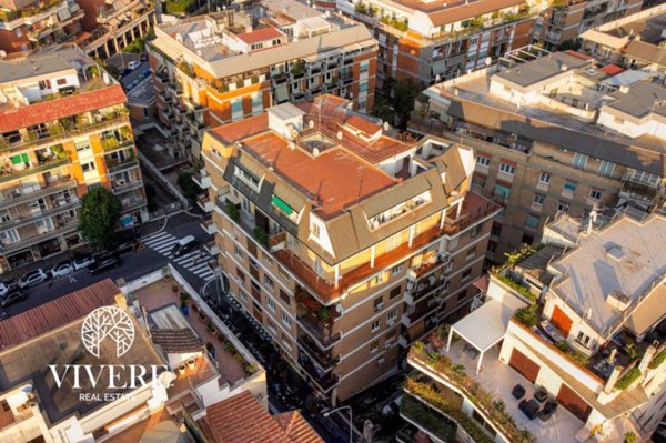 appartamento in vendita a Roma in zona Tor di Quinto