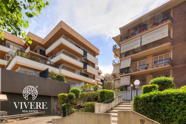 appartamento in vendita a Roma in zona Gianicolense