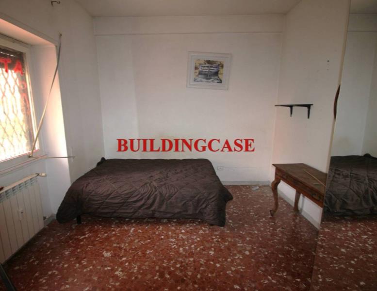 appartamento in vendita a Roma in zona Ostiense