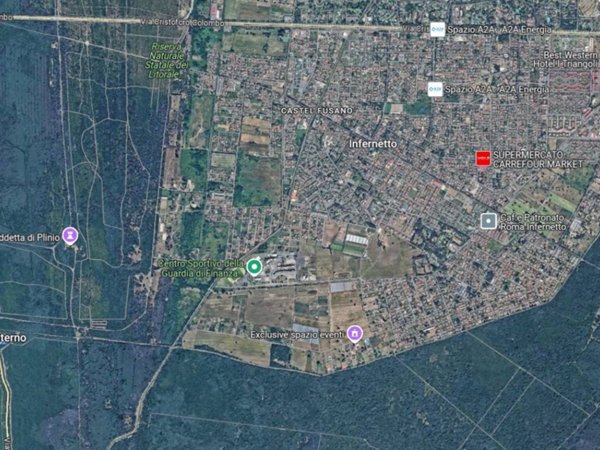 negozio in vendita a Roma in zona Infernetto