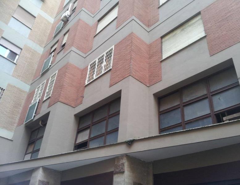 locale commerciale in vendita a Roma in zona Nomentano