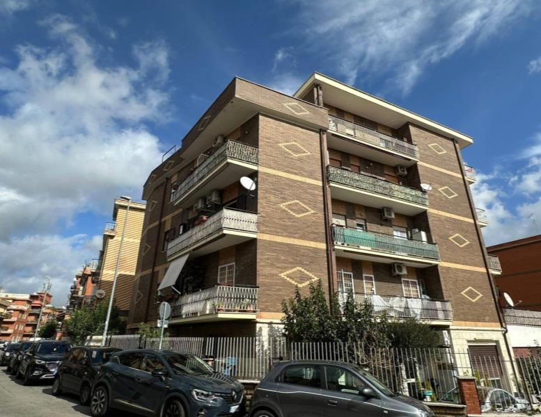 appartamento in vendita a Roma in zona Montespaccato
